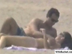 Nudist beach blowjob VOYEUR VIDEO